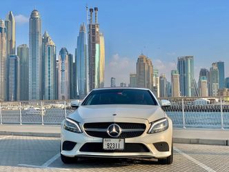 Mercedes-Benz C-Class 300 عملية فيس ليفت IV (W205)