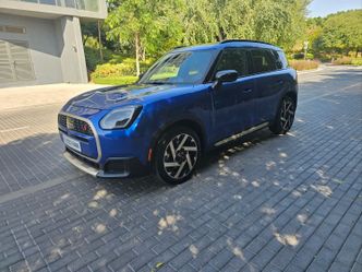 MINI Countryman ثالثاً