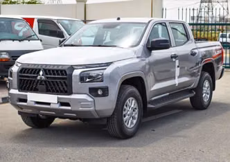 Mitsubishi L200 سادساً