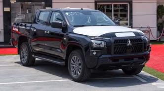 ⁦Mitsubishi L200 سادساً⁩