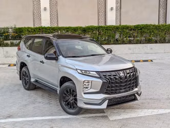 Mitsubishi Montero Sport ثالثاً فيس ليفت