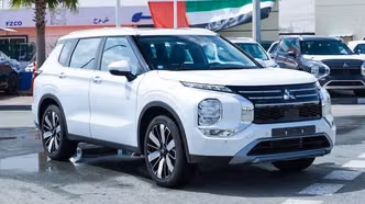 ⁦Mitsubishi Outlander IV⁩