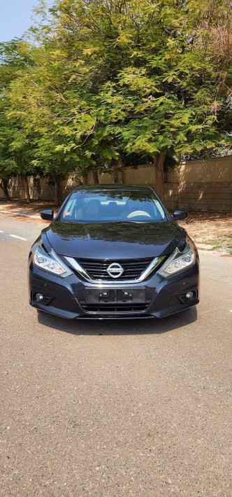 Nissan Altima عملية فيس ليفت V (L33)