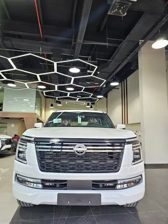⁦Nissan Patrol سابعاً (Y63)⁩