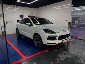 Porsche Cayenne ثالثاً