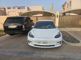 Tesla Model 3 I