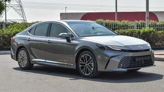 Toyota Camry التاسع (XV80)