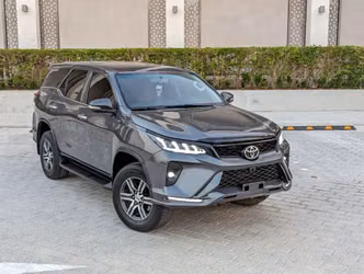Toyota Fortuner ثانياً