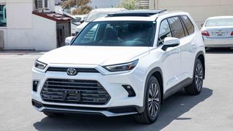 ⁦Toyota Grand Highlander⁩
