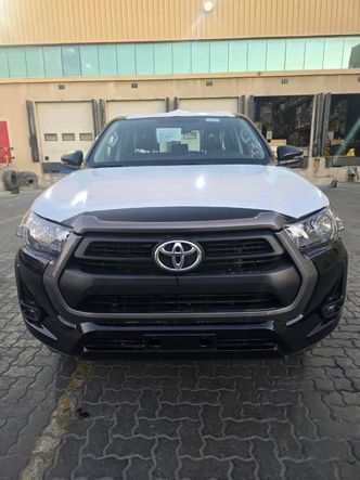 Toyota Hilux تاسعًا