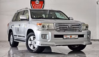 Toyota Land Cruiser 200 Series Рестайлинг 1