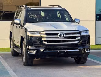 ⁦Toyota Land Cruiser السلسلة 300⁩