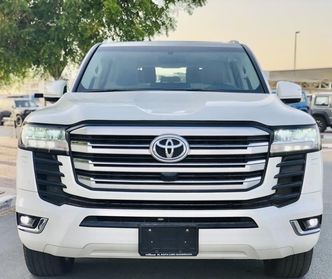 Toyota Land Cruiser السلسلة 300