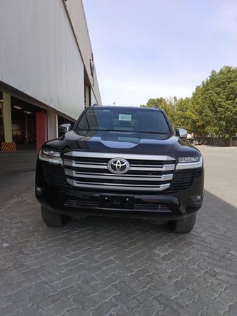 Toyota Land Cruiser 300 Series