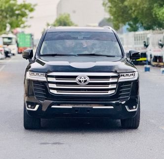 ⁦Toyota Land Cruiser السلسلة 200⁩