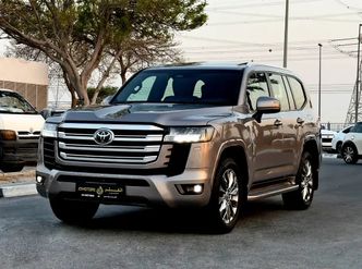 ⁦Toyota Land Cruiser 300 Series⁩