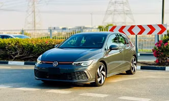 Volkswagen Golf GTI فيس ليفت الثامن