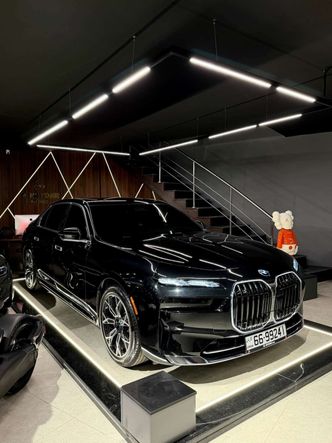 BMW i7 eDrive50