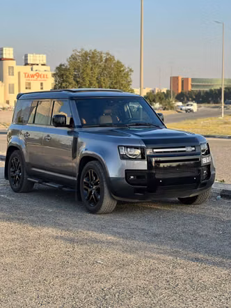 ⁦Land Rover Defender ثانياً⁩