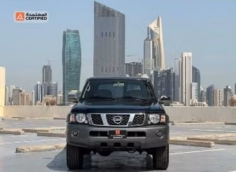 ⁦Nissan Patrol عملية فيس ليفت V (Y61)⁩