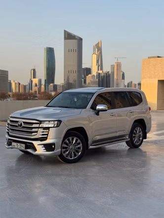 Toyota Land Cruiser السلسلة 300