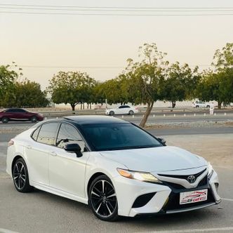 Toyota Camry VIII (XV70)