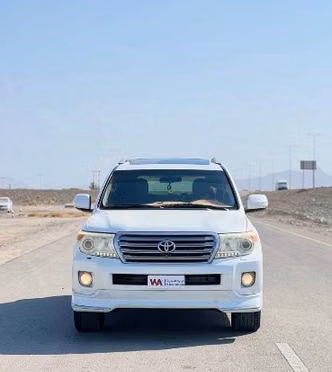 ⁦Toyota Land Cruiser 200 Series 200 Series Facelift 1⁩