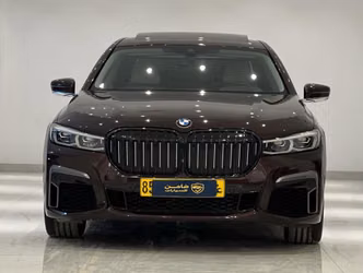 BMW 7 Series عملية فيس ليفت السادس (G11/G12)