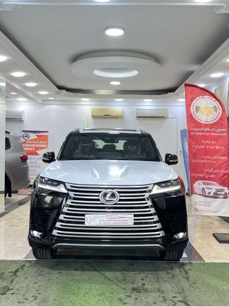 Lexus LX 600 رابعاً