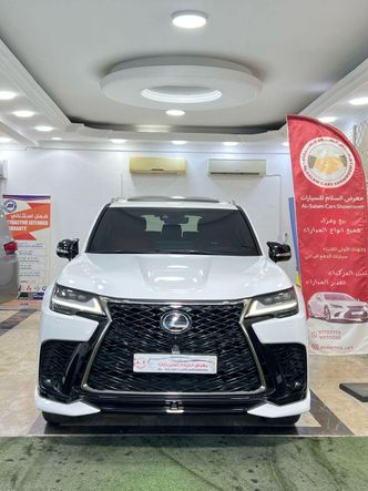 Lexus LX رابعاً