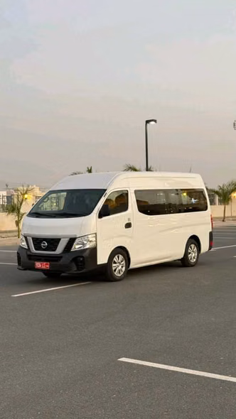 Nissan NV350 Caravan أنا فيس ليفت