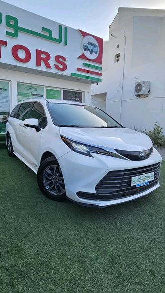 Toyota Sienna IV