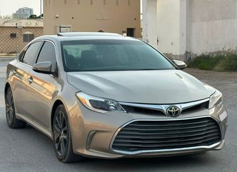 Toyota Avalon IV