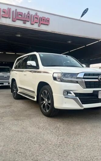 ⁦Toyota Land Cruiser 200 Series 200 Series Facelift 2⁩