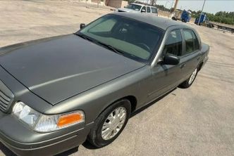 Ford Crown Victoria II