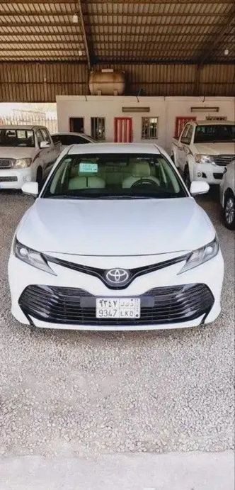 Toyota Camry VIII (XV70)