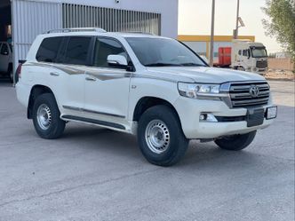Toyota Land Cruiser 200 Series Рестайлинг 2