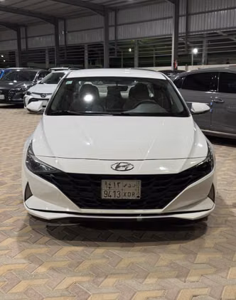 Hyundai Elantra VII (CN7)