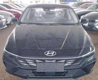Hyundai Elantra عملية فيس ليفت VII (CN7)