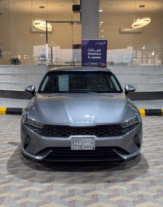 Kia K5 III