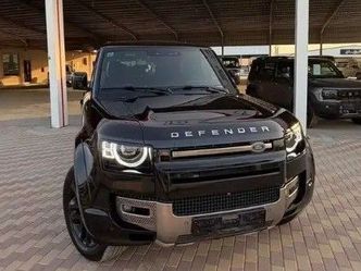 Land Rover Defender 110 ثانياً