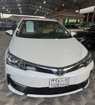 Toyota Corolla XI (E160, E170, E180) Рестайлинг 1