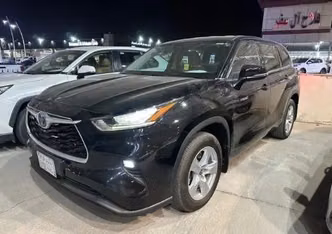 Toyota Highlander IV (U70)