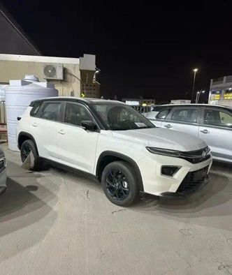 Toyota Urban Cruiser ثالثاً
