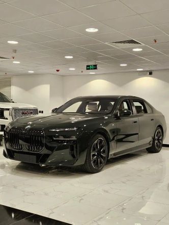 BMW 7 Series 760i xDrive VII (G70)