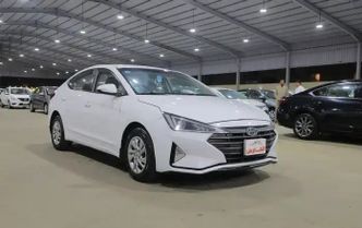 Hyundai Elantra عملية فيس ليفت السادس (م)