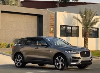 ⁦Jaguar F-Pace I⁩