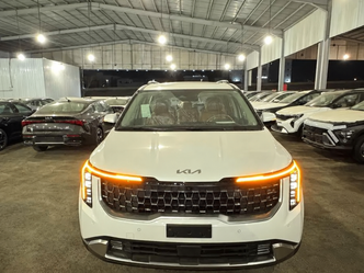 ⁦Kia Carnival فيس ليفت IV⁩