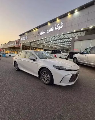 ⁦Toyota Camry IX (XV80)⁩