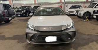 Toyota Camry IX (XV80)